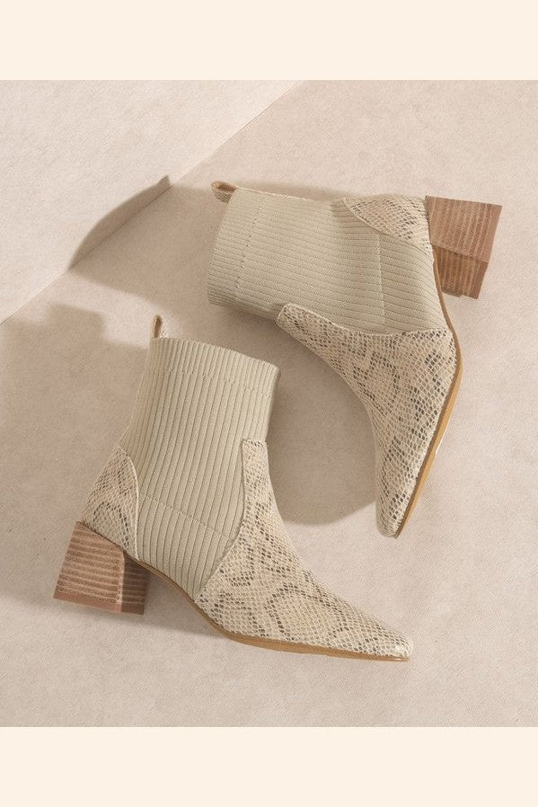 OASIS SOCIETY Geraldine Sock Bootie