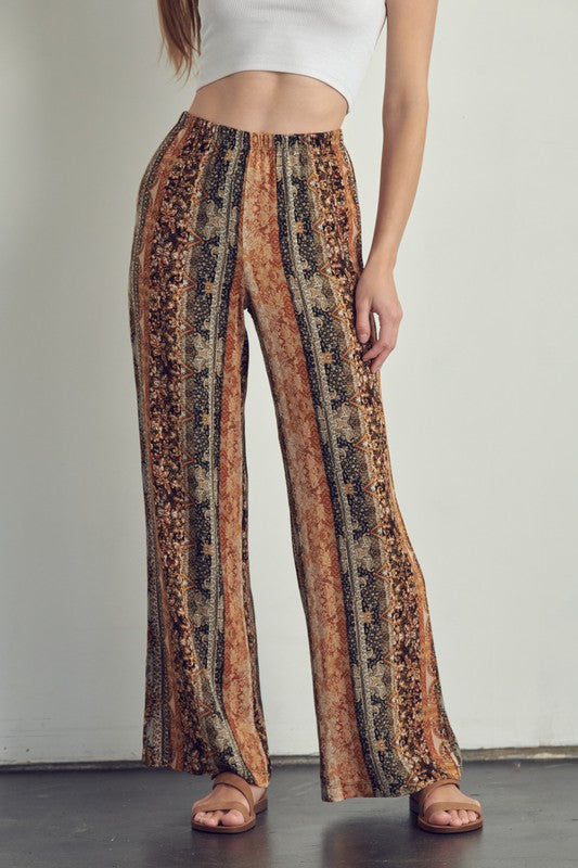 Elastic waisted palazzo pants in ethnic print